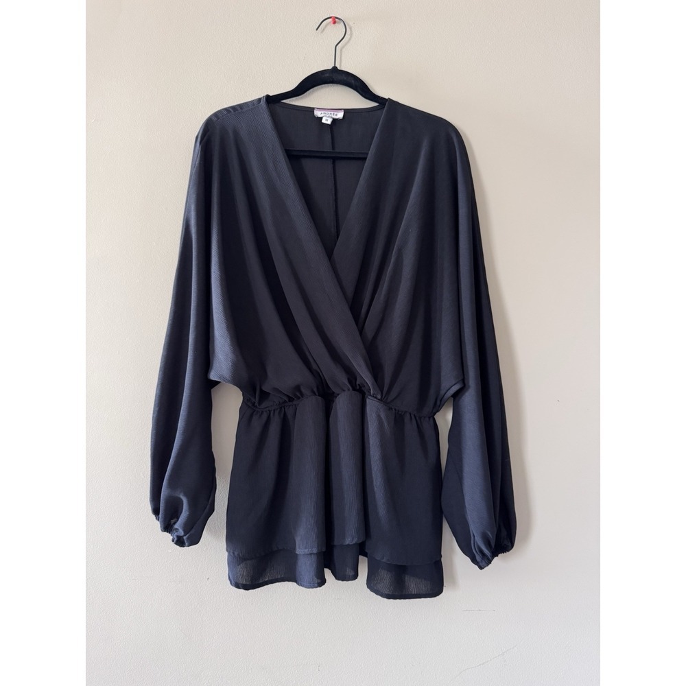 Andree By Unit Top Womens 1x Black 3/4 Sleeve Blouse Flowy Stretch Euc